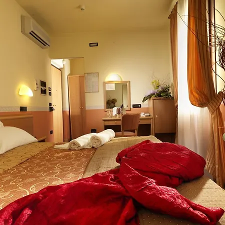 Hotel & Roma