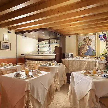 & Roma Hotel Camposampiero