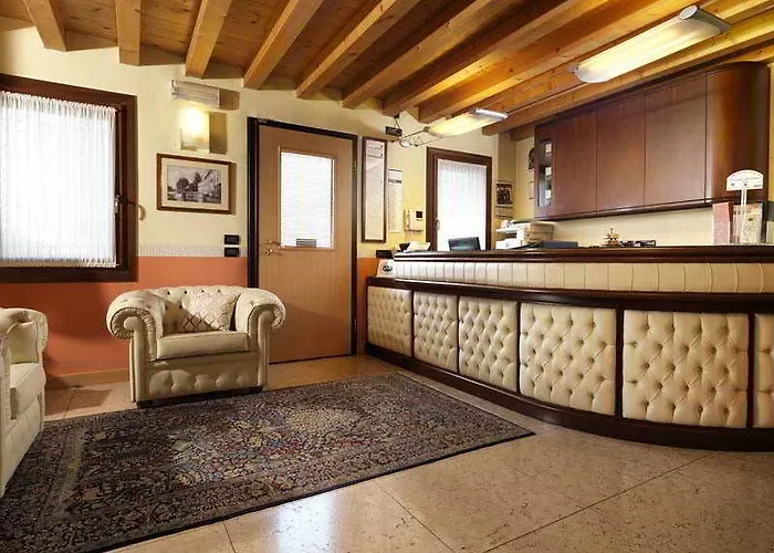 & Roma Hotel